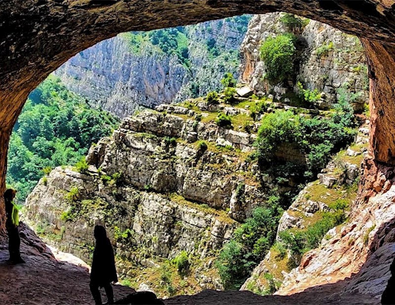غار ۲۰۰هزار ساله ایران در حال تبدیل به رستوران